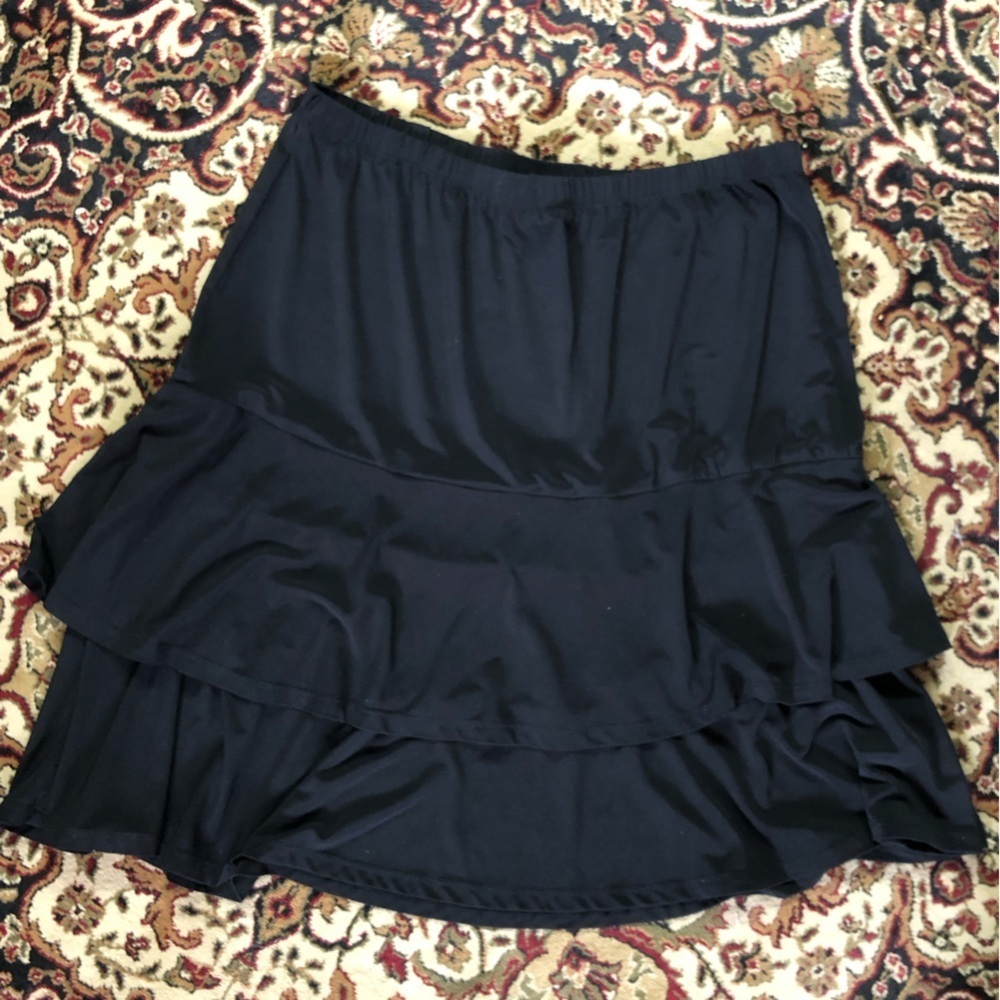 Cafe au lait  Black Tiered  Skirt xl
